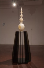 'tower of Entrotopia' sculpture by Seppe De Roo, shown at ‘Welcome to the Age of Chaos, Entrotopia’ expo